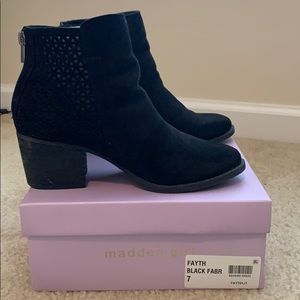Madden girl black suede bootie!